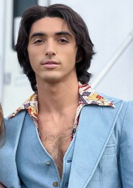 Taylor Zakhar Perez photo