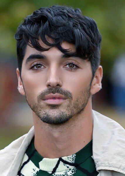 Taylor Zakhar Perez photo