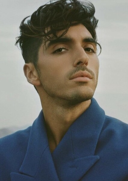 Taylor Zakhar Perez photo
