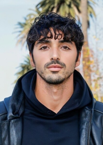 Taylor Zakhar Perez photo
