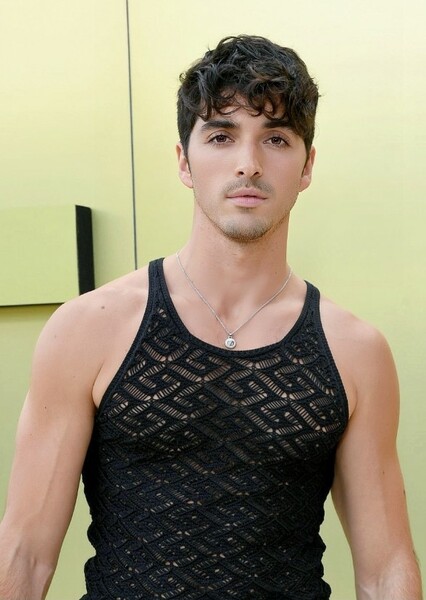 Taylor Zakhar Perez