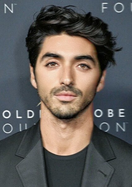 Taylor Zakhar Perez photo