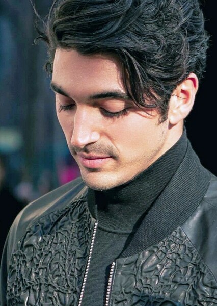Taylor Zakhar Perez photo