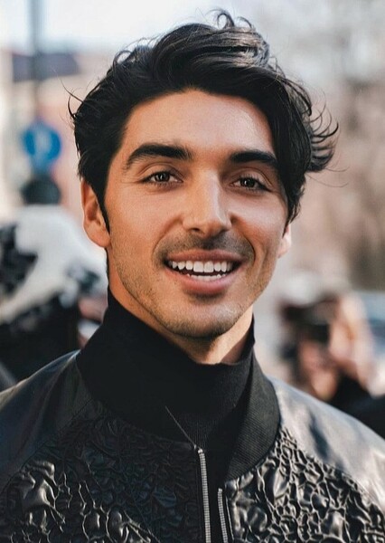 Taylor Zakhar Perez photo