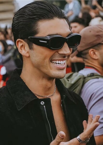 Taylor Zakhar Perez photo