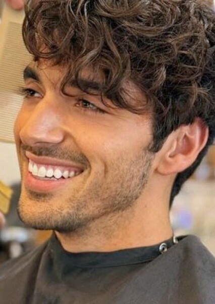 Taylor Zakhar Perez photo