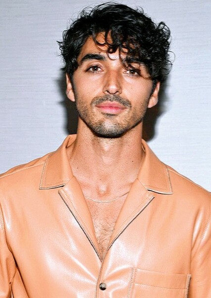 Taylor Zakhar Perez photo