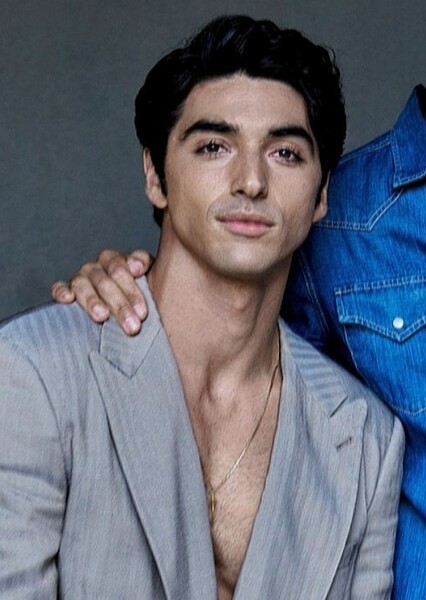Taylor Zakhar Perez photo
