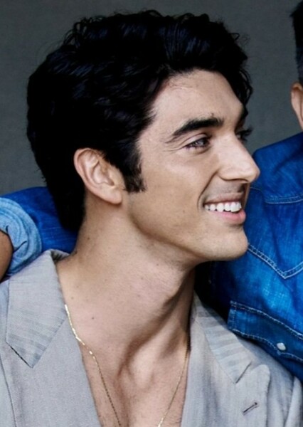Taylor Zakhar Perez photo