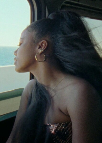 Taylour Paige photo