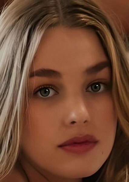Teagan Croft photo