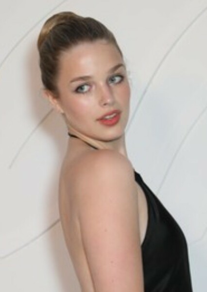 Teagan Croft photo