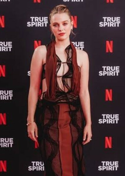 Teagan Croft photo
