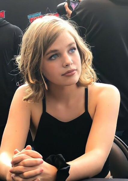 Teagan Croft photo