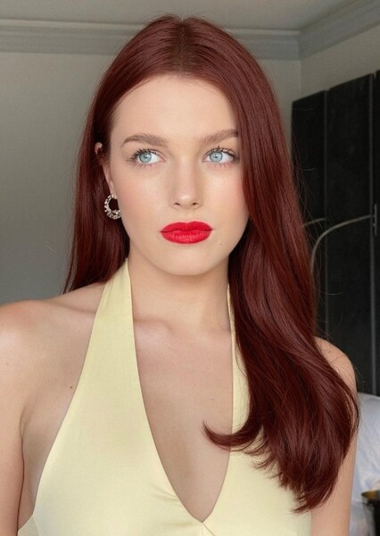 Teagan Croft photo