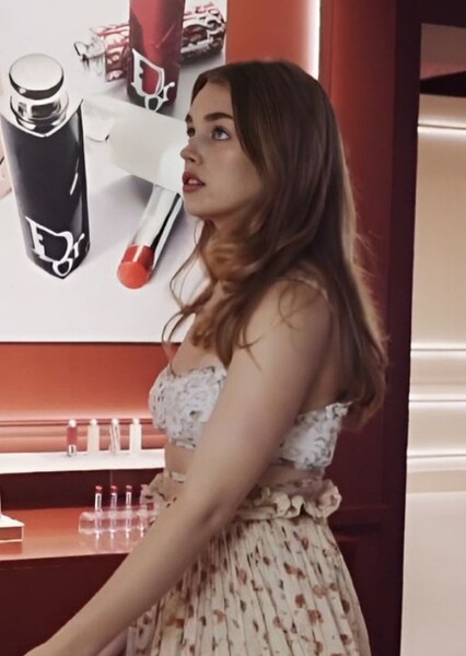Teagan Croft photo