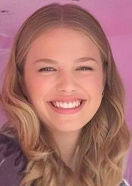 Teagan Croft photo