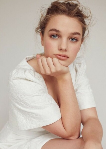 Teagan Croft photo