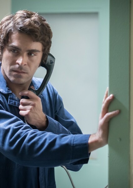 Ted Bundy (Zac Efron) photo