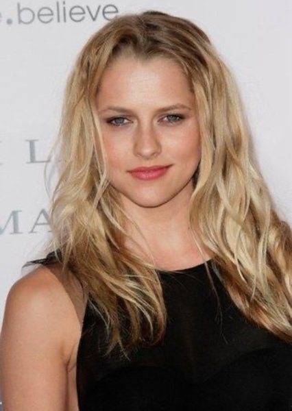 Teresa Palmer photo