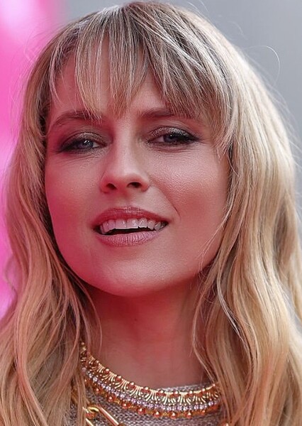 Teresa Palmer photo