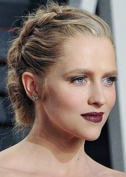 Teresa Palmer photo