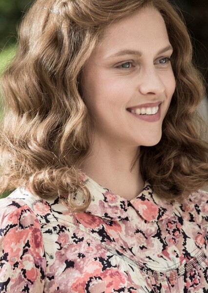Teresa Palmer photo