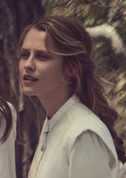 Teresa Palmer photo