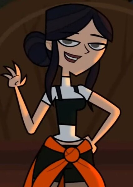 Tess (Disventure Camp)