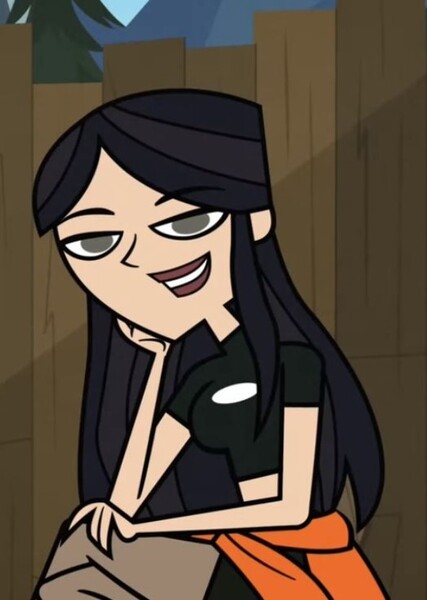Tess (Disventure Camp)