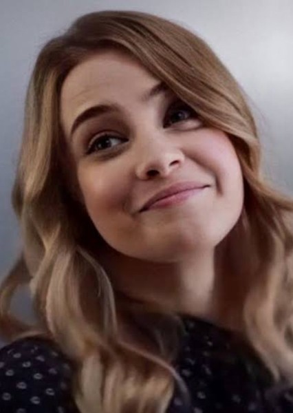 Tessa Young photo
