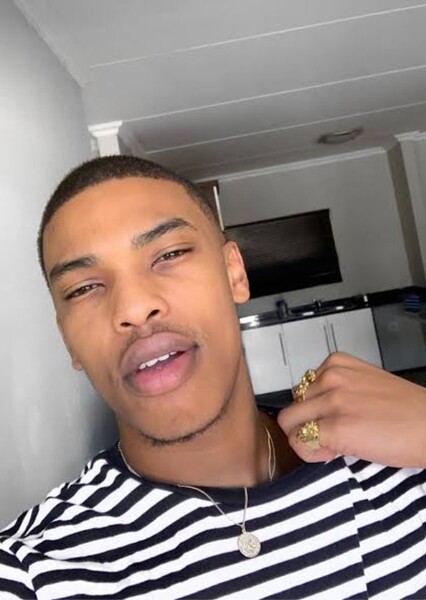 Thabang Molaba photo