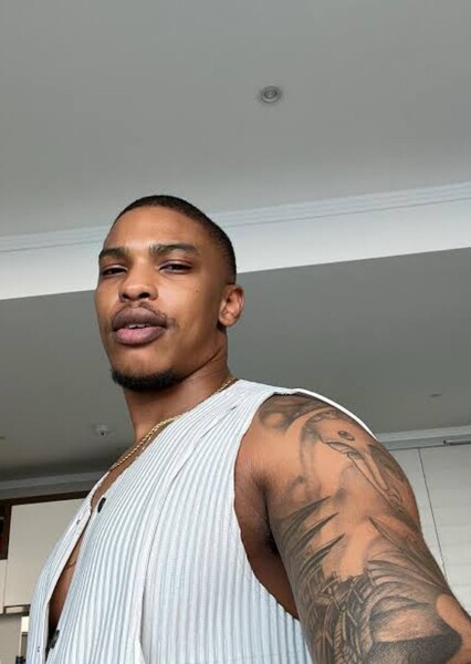 Thabang Molaba photo