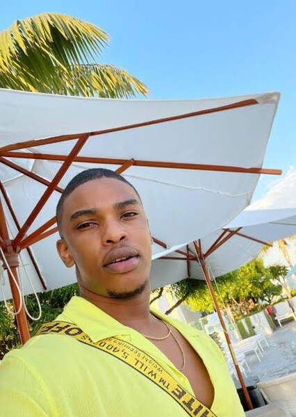 Thabang Molaba photo