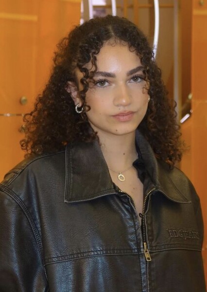 Thalia Elansari photo