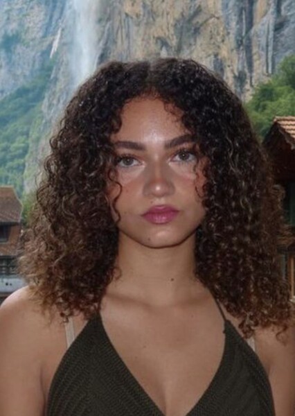 Thalia Elansari photo