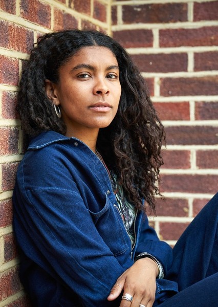 Thalissa Teixeira photo