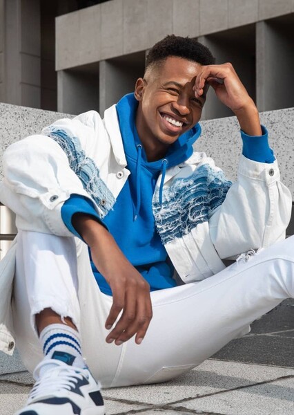 Thapelo Maropefela photo