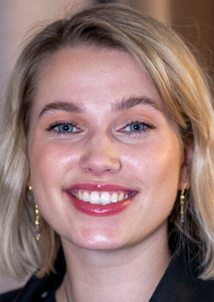 Thea Sofie Loch Næss photo