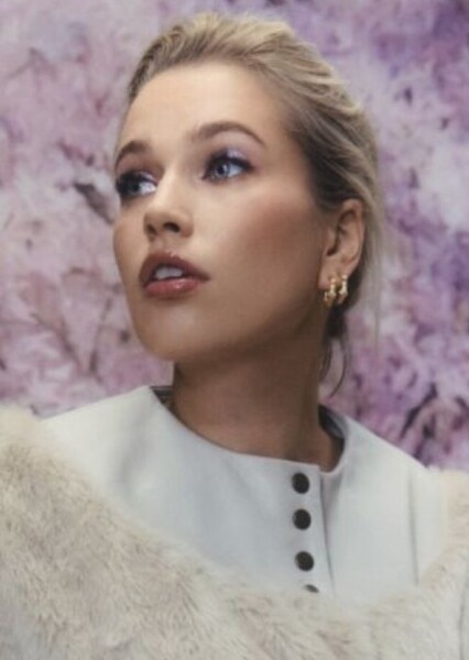 Thea Sofie Loch Naess photo