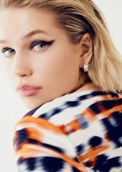Thea Sofie Loch Naess photo