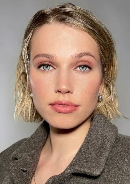 Thea Sofie Loch Naess photo
