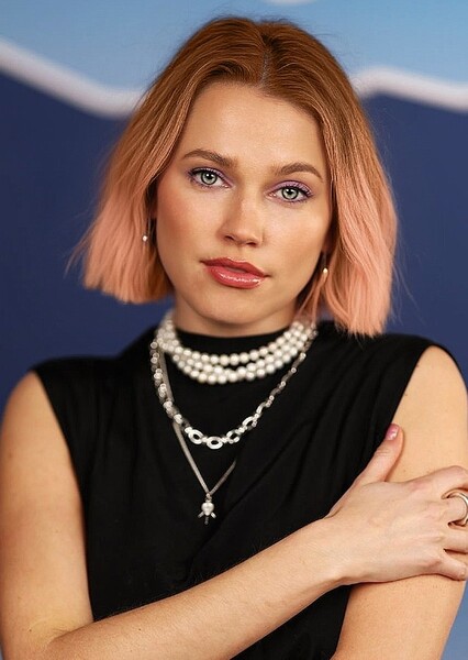 Thea Sofie Loch Naess photo