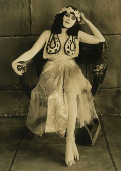 Theda Bara photo