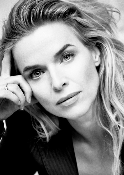 Thekla Reuten photo