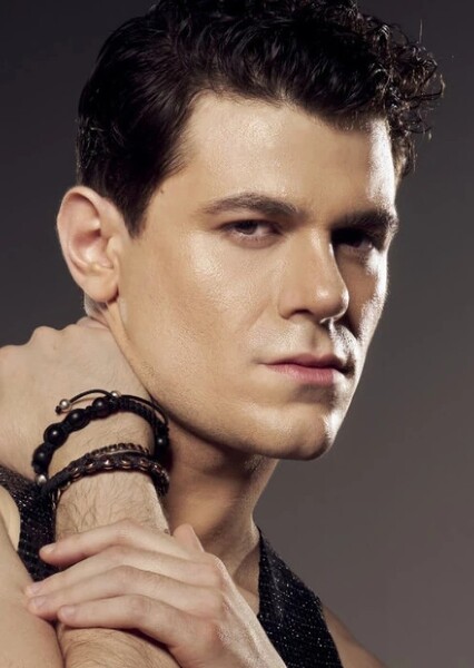 Theo Evan photo