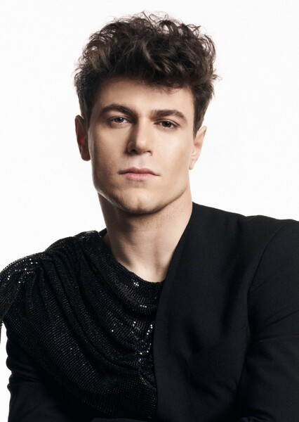 Theo Evan photo