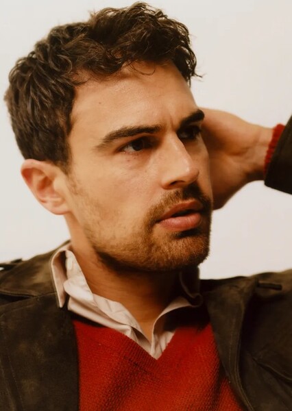 Theo James photo