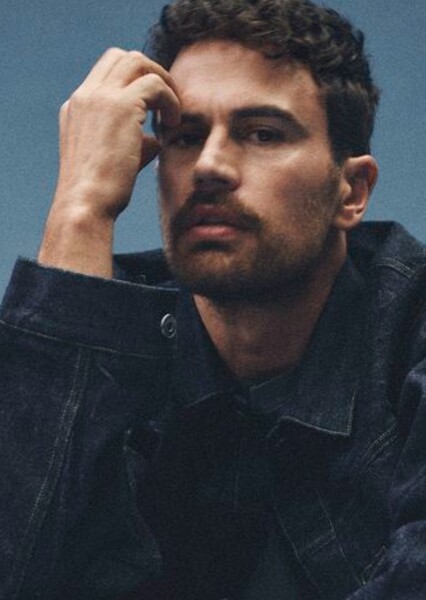 Theo James photo