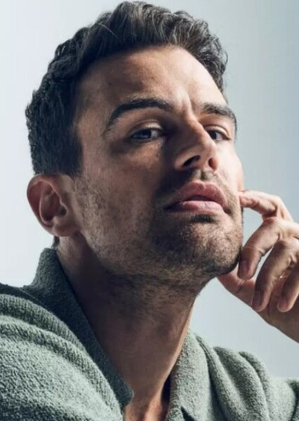 Theo James photo